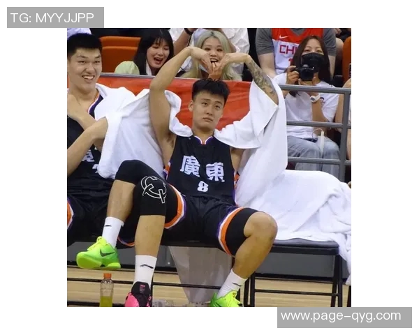 卡尔克布伦纳半场完美表现6中6轻松砍下13分4板1断1帽0失误 卡尔克布伦纳半场完美表现6中6轻松砍下13分4板1断1帽0失误