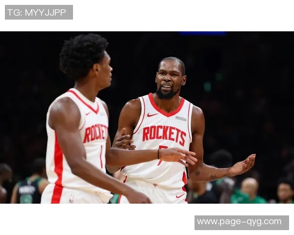 杜兰特第三节状态低迷仅得5分目前全场22分5板2帽表现分析